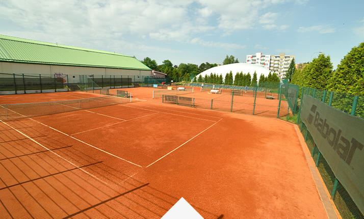 Tenis Tábor - 3 venkovní antukové kurty