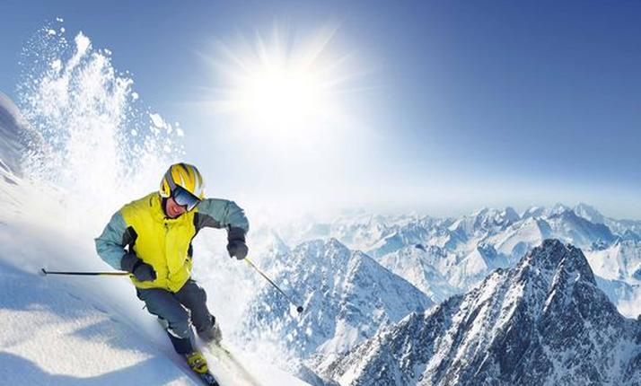 Půjčovna lyží, snb, skialpů a zimního vybavení v Motole