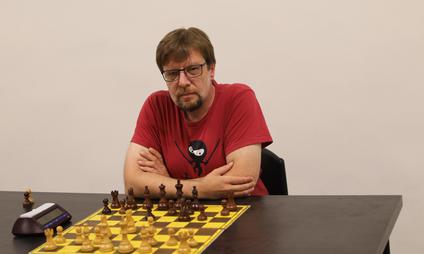 Zahrajte si šachy s mezinárodním mistrem
