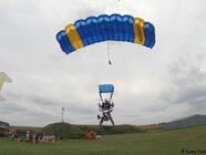 Tandemový seskok z 4000 metrů