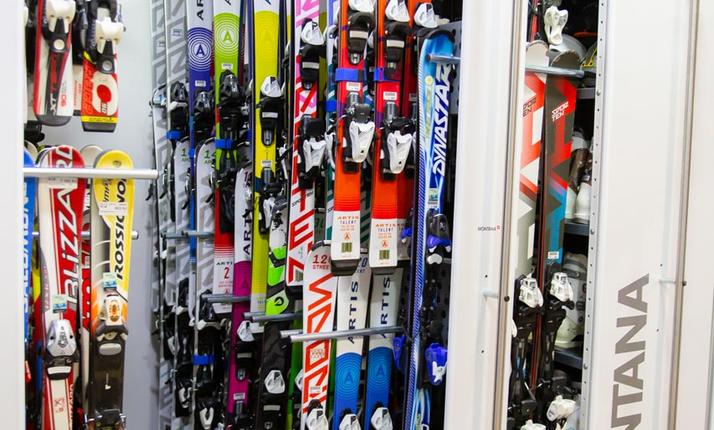 Půjčení lyží pro děti
