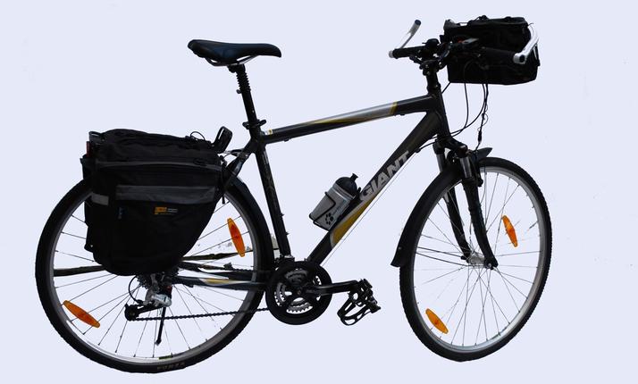 Trekové kolo Giant X Sport 3 – pánské