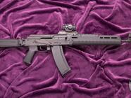 Útočné pušky - 70 nábojů a 4 zbraně