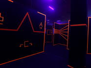 Laser game LaserFun - přestřelka v tajemném labyrintu