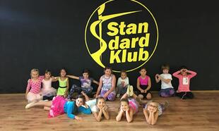 Latino dance pro dívky 1. - 3. třída začátečníci + mírně pokročilí