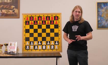 Šachy pro mírně pokročilé - videolekce nejen pro děti
