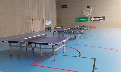 Stolní tenis - 4 stoly ve sportovní hale v SC Řepy