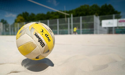 Beach volejbal - venkovní hřiště ve sportovním centru Hector