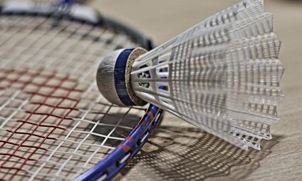 Badminton Haštal - 2 squashové kurty upravené pro rekreační hru