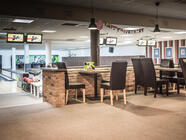 XBowling Praha Žižkov- 6 profesionálních bowlingových drah značky QubicaAMF