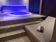 Wellness ve Squashpoint - privátní sauna a whirlpool