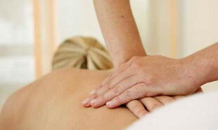 Breussova masáž záda a šíje - 30 min
