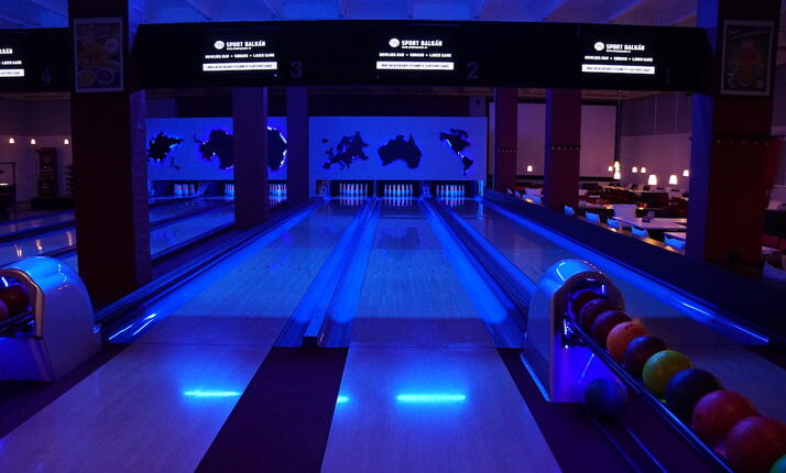 Bowling Balkán - 6 bowlingových drah s provázkovým stavěním