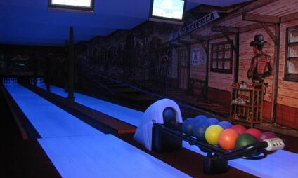 Bowling v Restauraci Corrida - 2 bowlingové dráhy