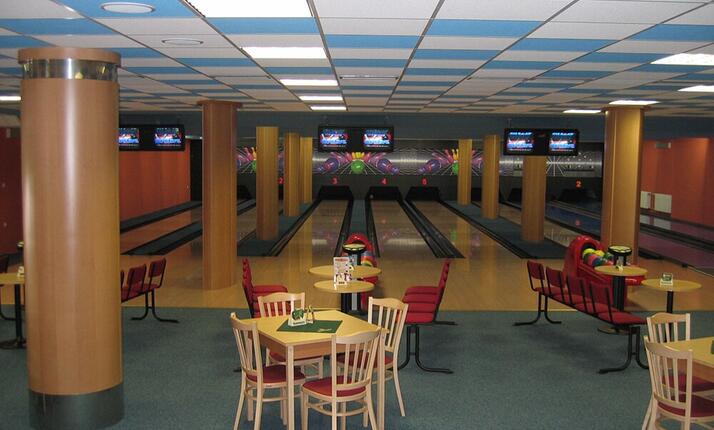 Bowling Restaurace Hodonín - 6 bowlingových drah