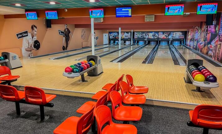 Olympia Bowling Všenory - 6 bowlingových drah