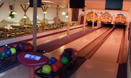 Bowling v Restauraci Selský Dvůr - 3 bowlingové dráhy