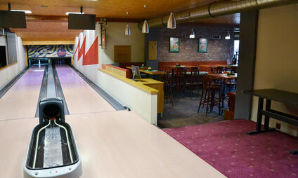 Bowling ve Sportaréně u Jeleňa - 2 bowlingové dráhy