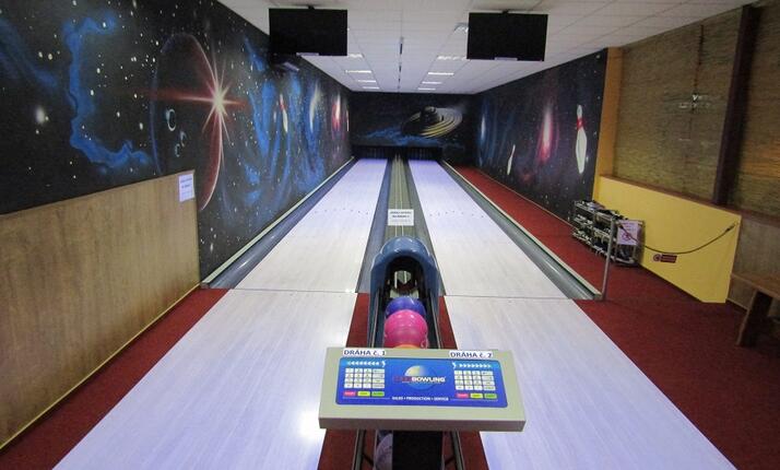 Pivnice Bowling Tremp Ostrava - 2 bowlingové dráhy