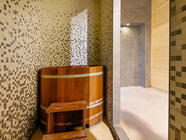 Privátní vstup do vířivky, bazénu a saunového světa - 90 minut