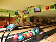 Bowling v Kovárně U Hodin - 4 profesionální bowlingové dráhy