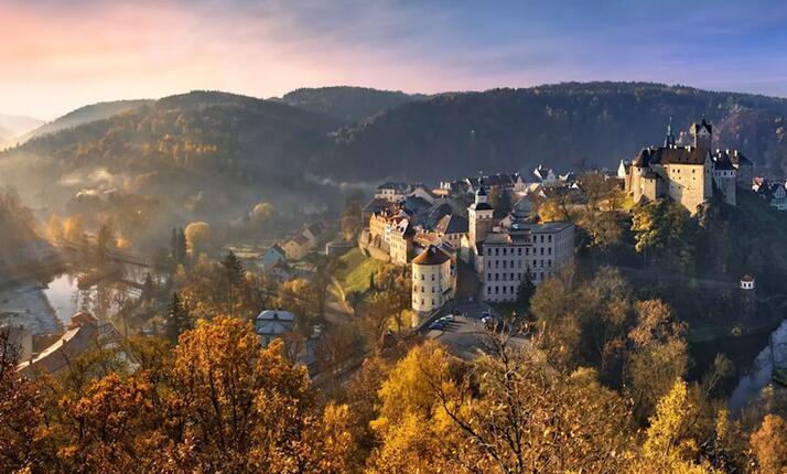 Hrad Loket - impozantní prostory ukrývají zábavu i poučení