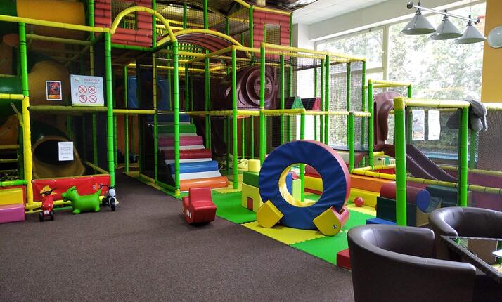 Baloon Café Pardubice - kavárna s dětským hřištěm