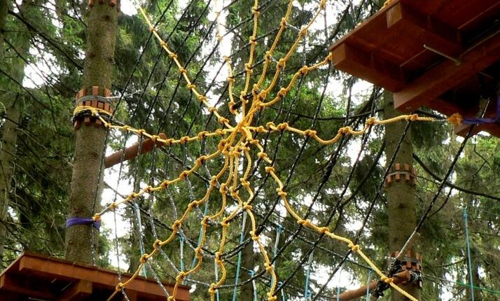 Lanový Park SpideRS CENTRE Říčky - zažijte pořádný adrenalin