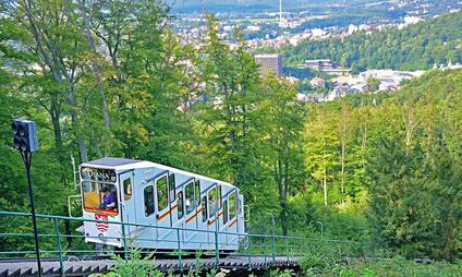 Lanová dráha Diana Karlovy Vary - výhled na celé město