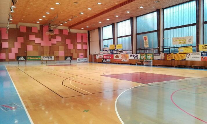Sportovní hala Domova mládeže Vysoké Mýto - Sportovní hala