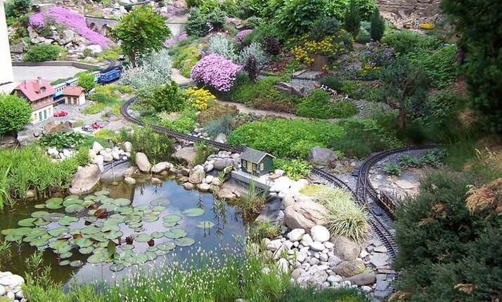 Zahradní železnice Střížov - pohádková krajina vláčků