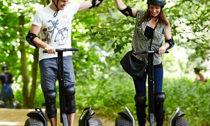Půjčovna Segway lift Karlštejn - bez námahy za českou historií