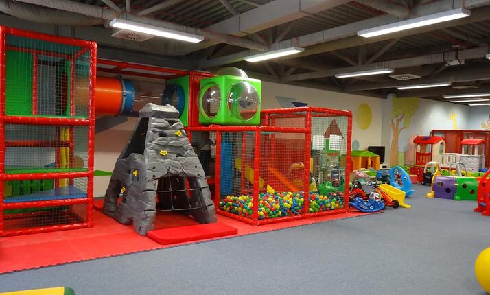 Kulíškov - dětský koutek v OC Chomutovka