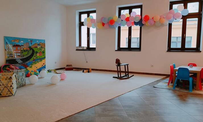 Vzdělávací rodinné centrum Domeček - vzdělávací kurzy