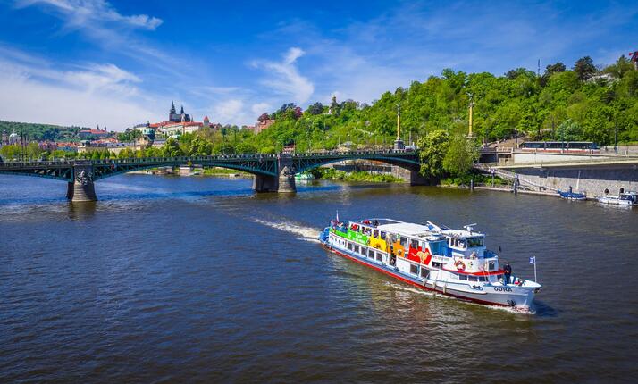 Paroplavba - tradiční i netradiční vyhlídkové plavby