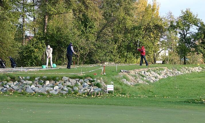 Golf Ares Tešetice - znormované veřejné hřiště 9 jamek