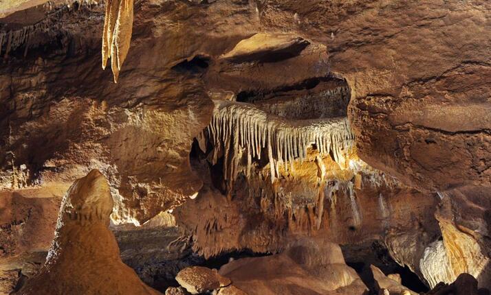Koněpruské jeskyně Koněprusy - otevřená učebnice krasu