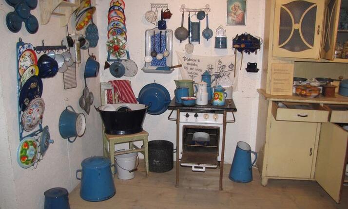 Muzeum smaltu a smaltovaného nádobí Netvořice - unikátní sbírka