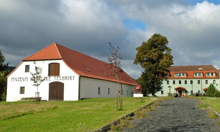 Muzeum historické hasičské techniky Chrastava - sbírka unikátů
