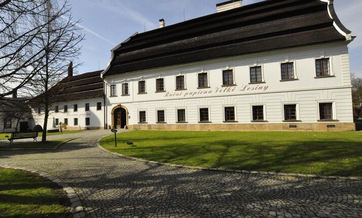 Ruční papírna Velké Losiny - Muzeum papíru