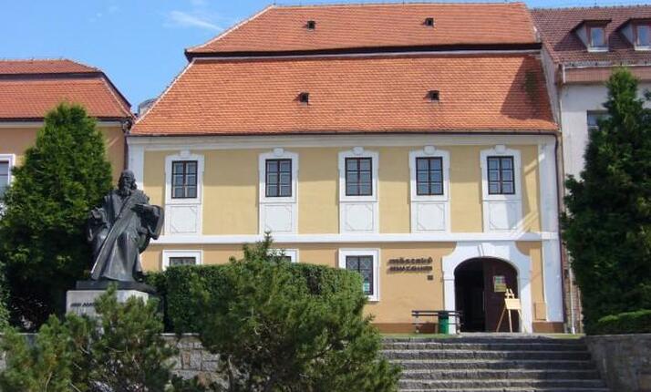 Městské muzeum Strážnice - 10 000 sbírkových předmětů