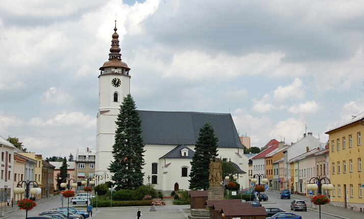 Věž kostela sv. Mikuláše v Bílovci - parádní vyhlídka