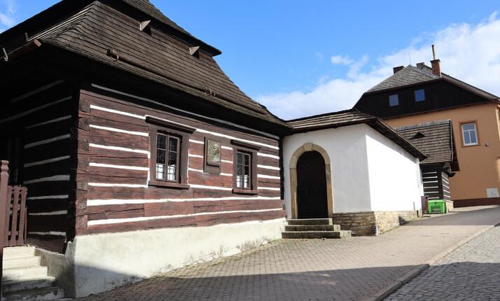 Barunčina škola - škola, kterou navštěvovala Božena Němcová