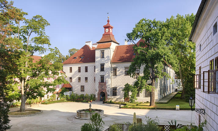 Státní zámek Třeboň - zámek v krajině dvojího nebe