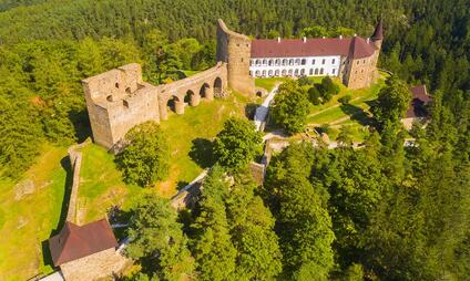 Státní hrad a zámek Velhartice - nově i s hradním pivovarem
