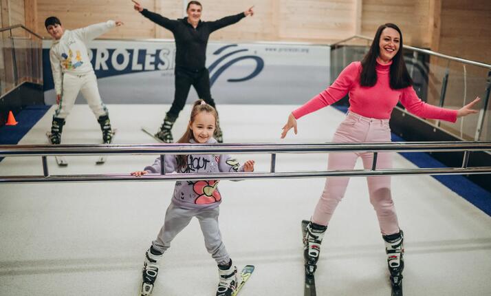 Lyžování/snowboarding u Krtka Praha - v teple i bez sněhu