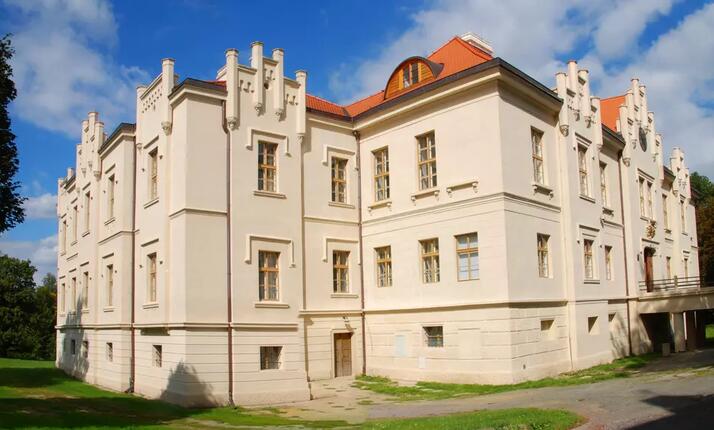 Zámek Hradiště Blovice - historie sahá až do 15. století