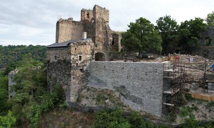 Zřícenina hradu Cornštejn - další klenot Vranovské přehrady