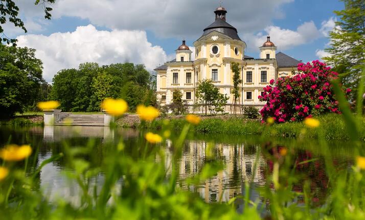 Zámek Kravaře -vydejte se za historií na barokní zámek