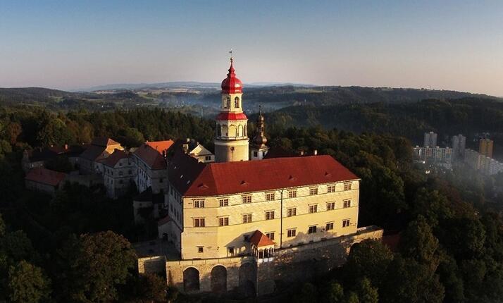 Státní zámek Náchod - perla na hranici mezi ČR a Polskem